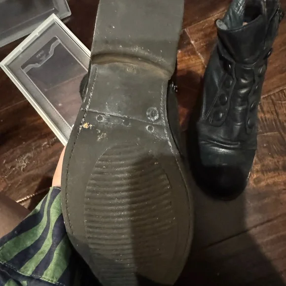 Miz Mooz soft black leather booties - Picture 2 of 7